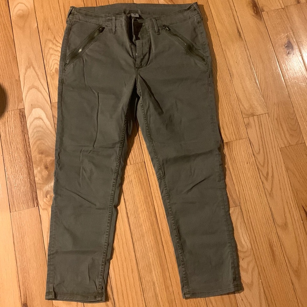 True Religion Olive Green Zipper pocket ankle Jeans